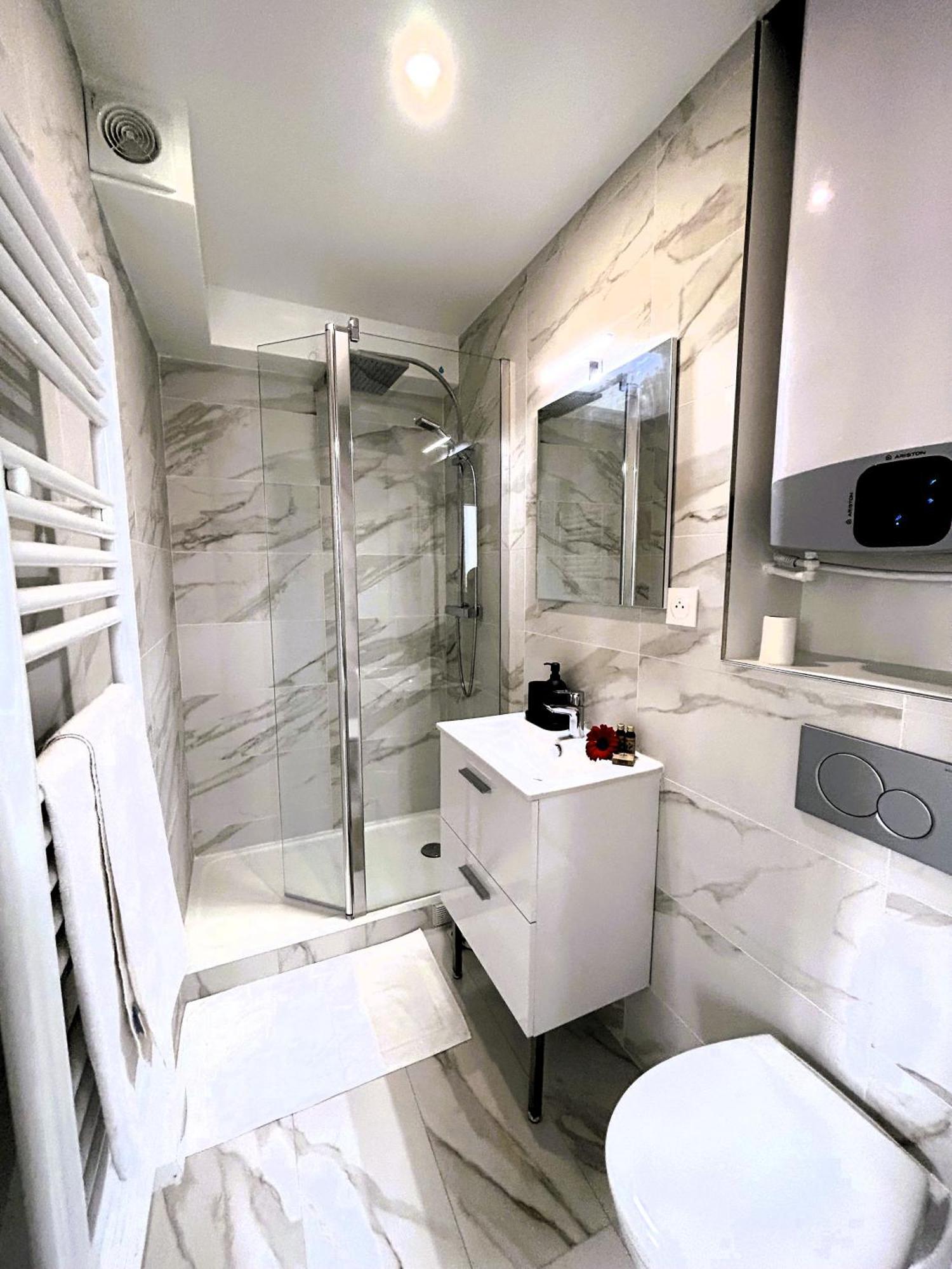 La Maison Hugo Montreuil  Kültér fotó